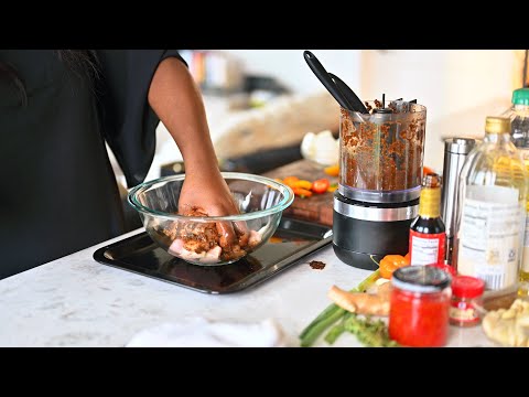 THE authentic Jamaican Jerk Marinade you ALWAYS needed (from a Jamaican!) 🇯🇲 | The Hangry Woman