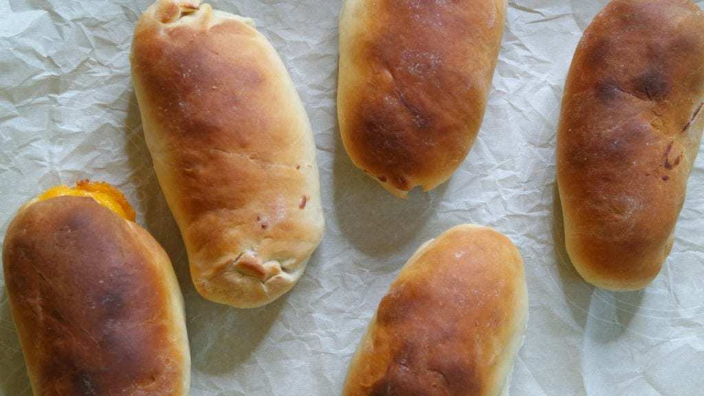 Jalapeño, Cheddar and Sausage Kolaches» Hangry Woman