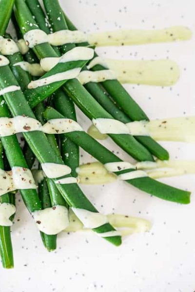 green goddess green beans on a plate